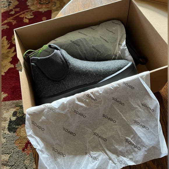 Oofos londoner clog. New, size 7, - Picture 4 of 8